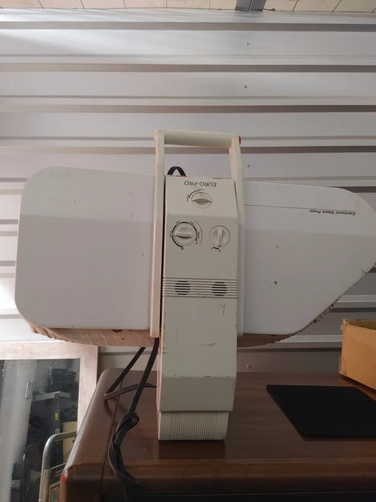 Euro-Pro Electronic Steam Press image indicator(2)