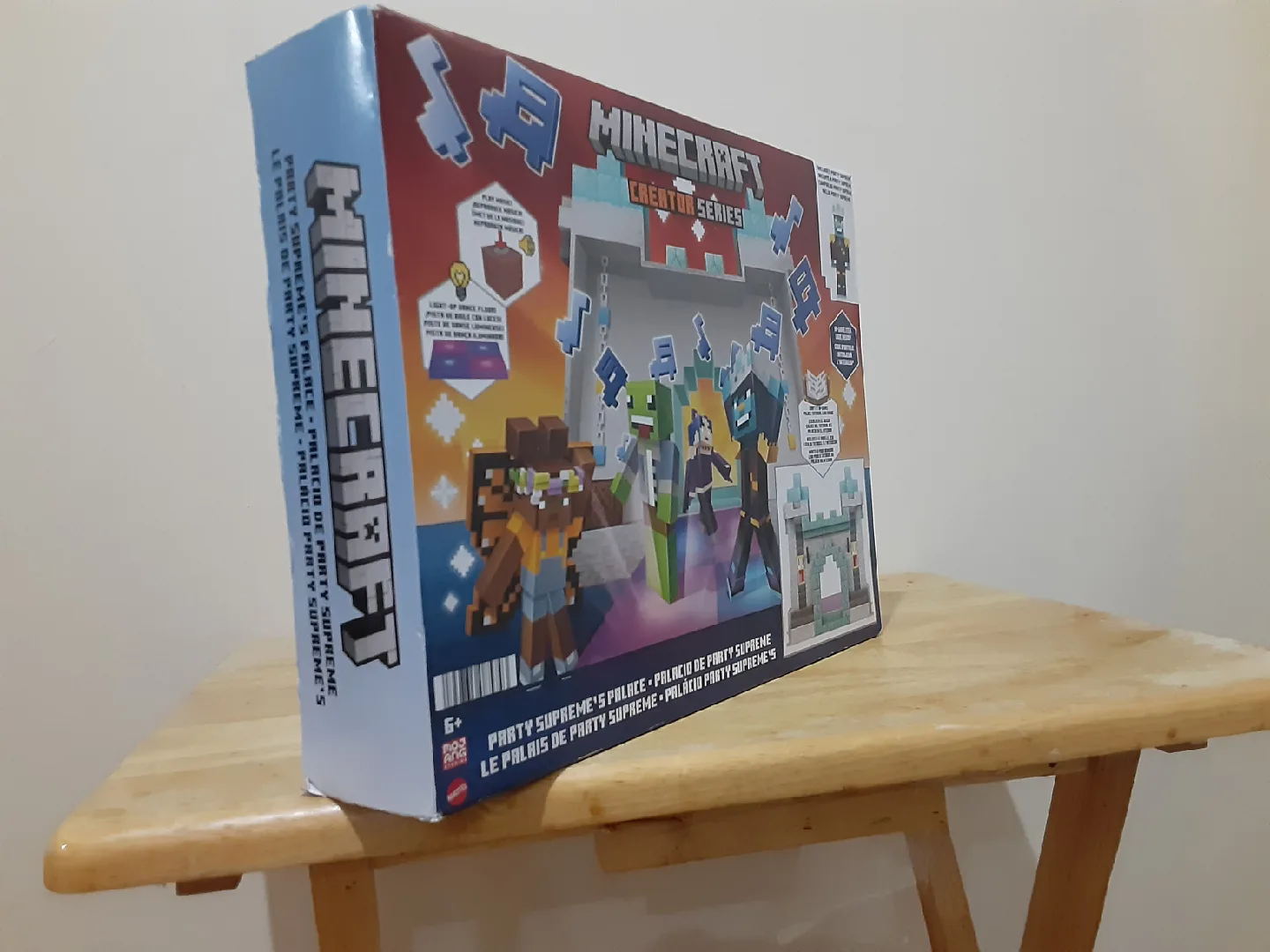 Minecraft Creator Series Party Supreme's Palace - New! image indicator(5)