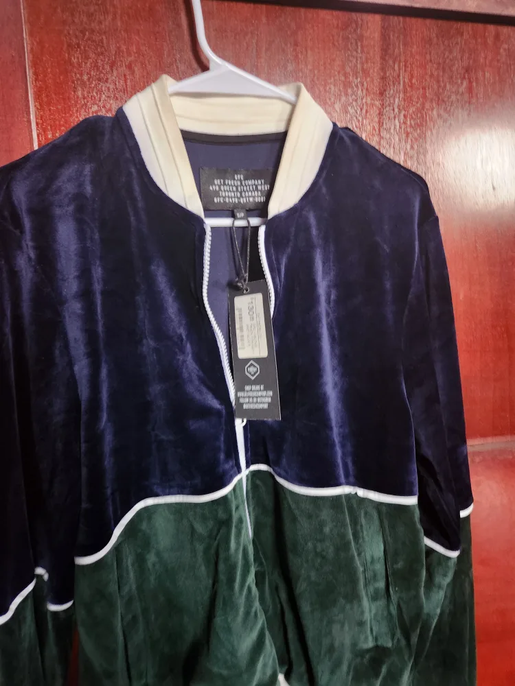 Get Fresh Company Velour Bomber Jacket - Size S image indicator(7)