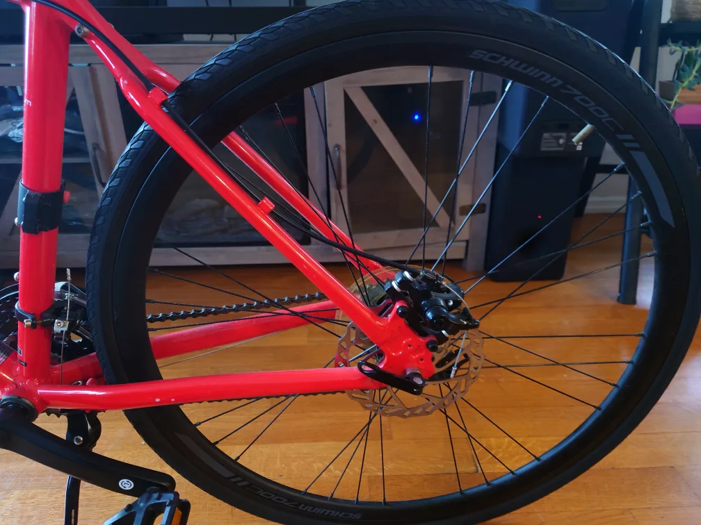 bicycle 28" Schwinn 700C image indicator(2)