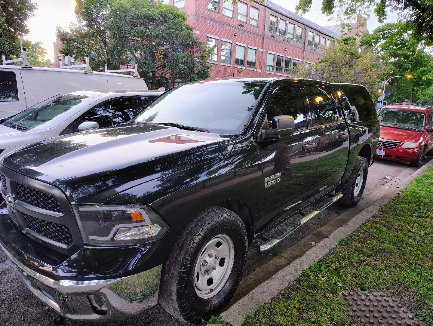 Ranch Truck Cap for Dodge Ram 1500 image indicator(5)