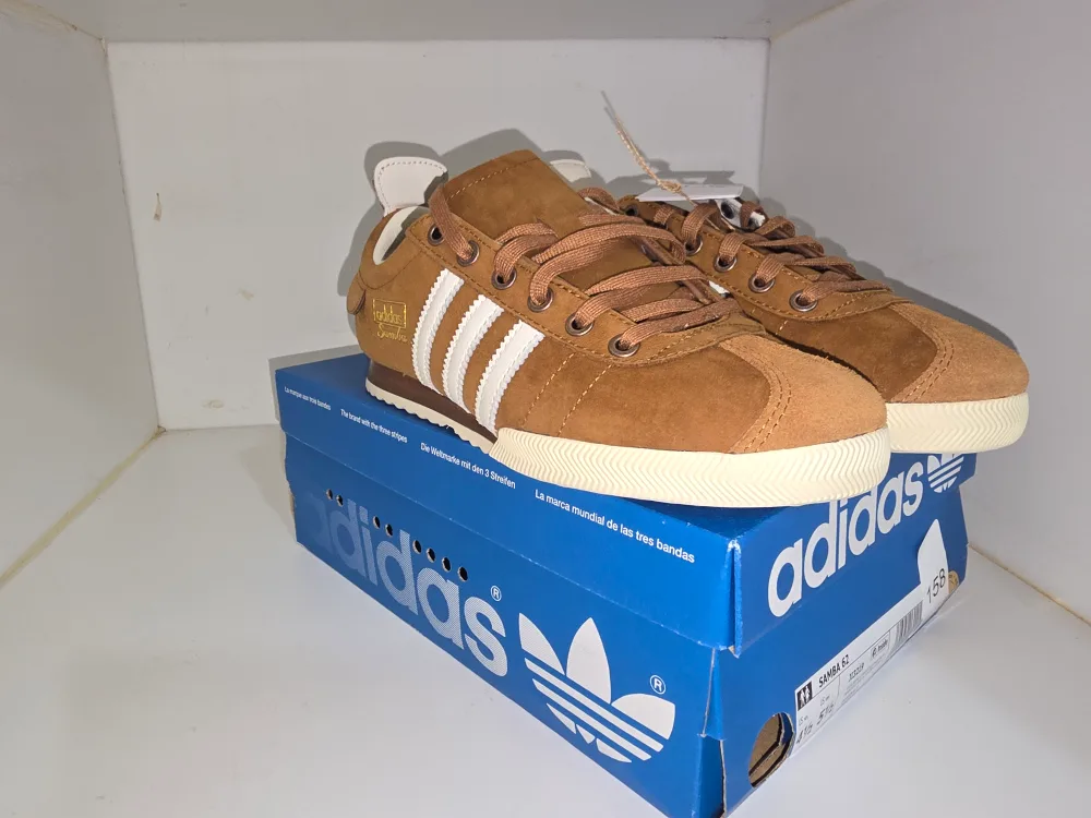 New Adidas Samba 62 Brown/White - Size 4.5 image indicator(4)