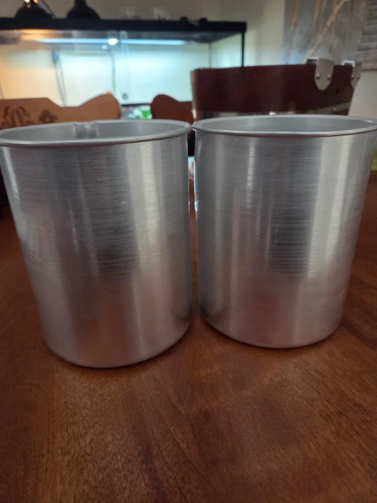 Electric ice cream maker thumbnail