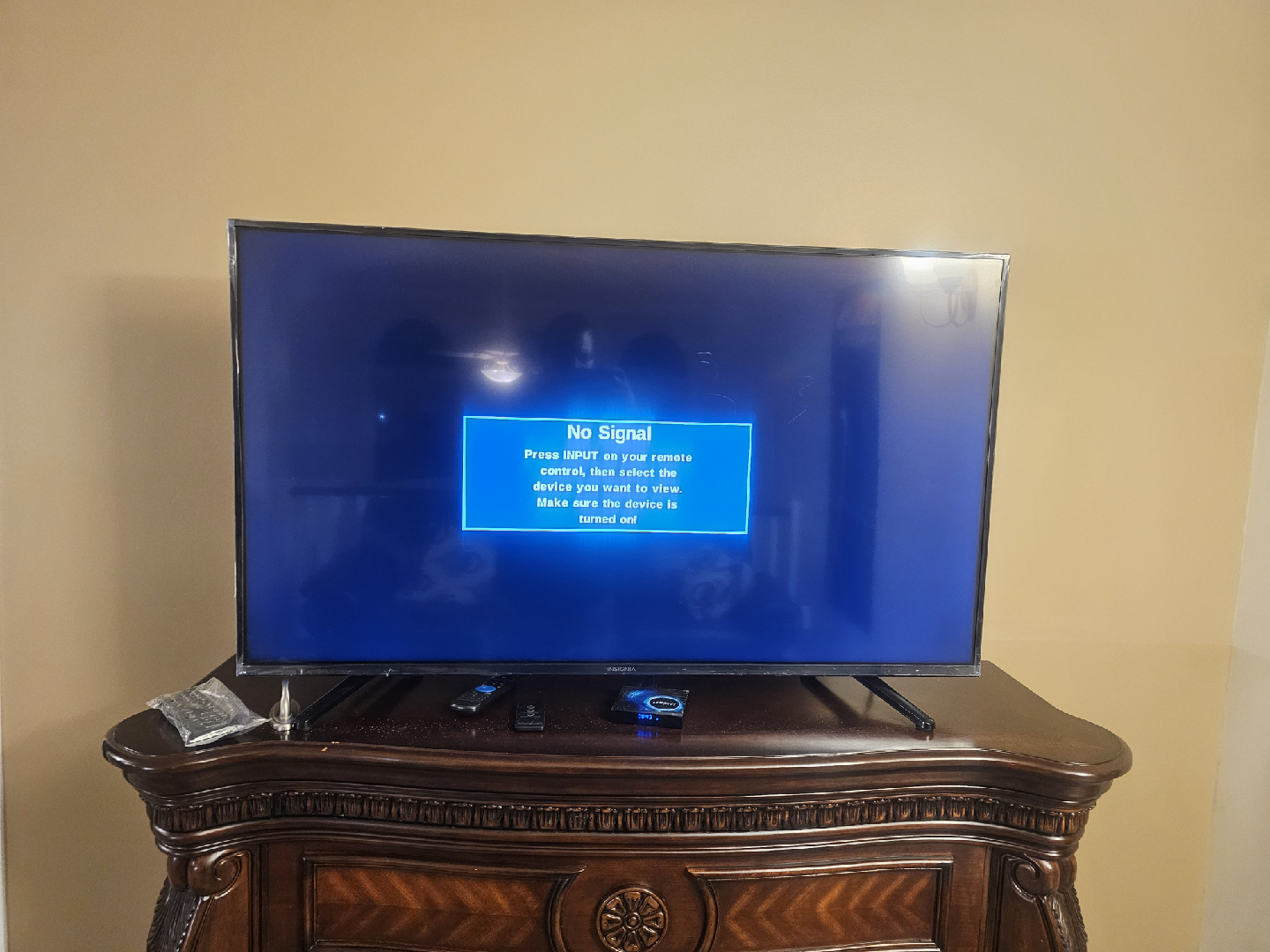 Insignia 50" 4K UHD LED TV