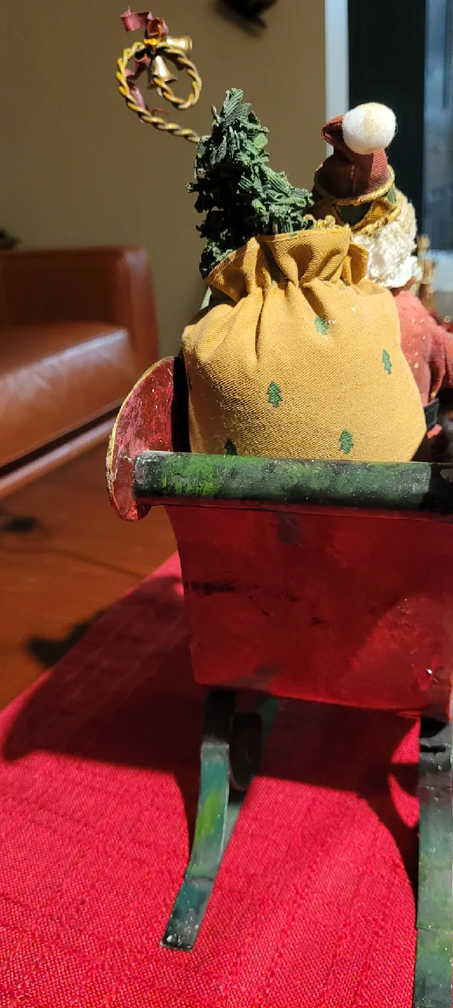 Santa with sleigh & 3 reindeer image indicator(7)