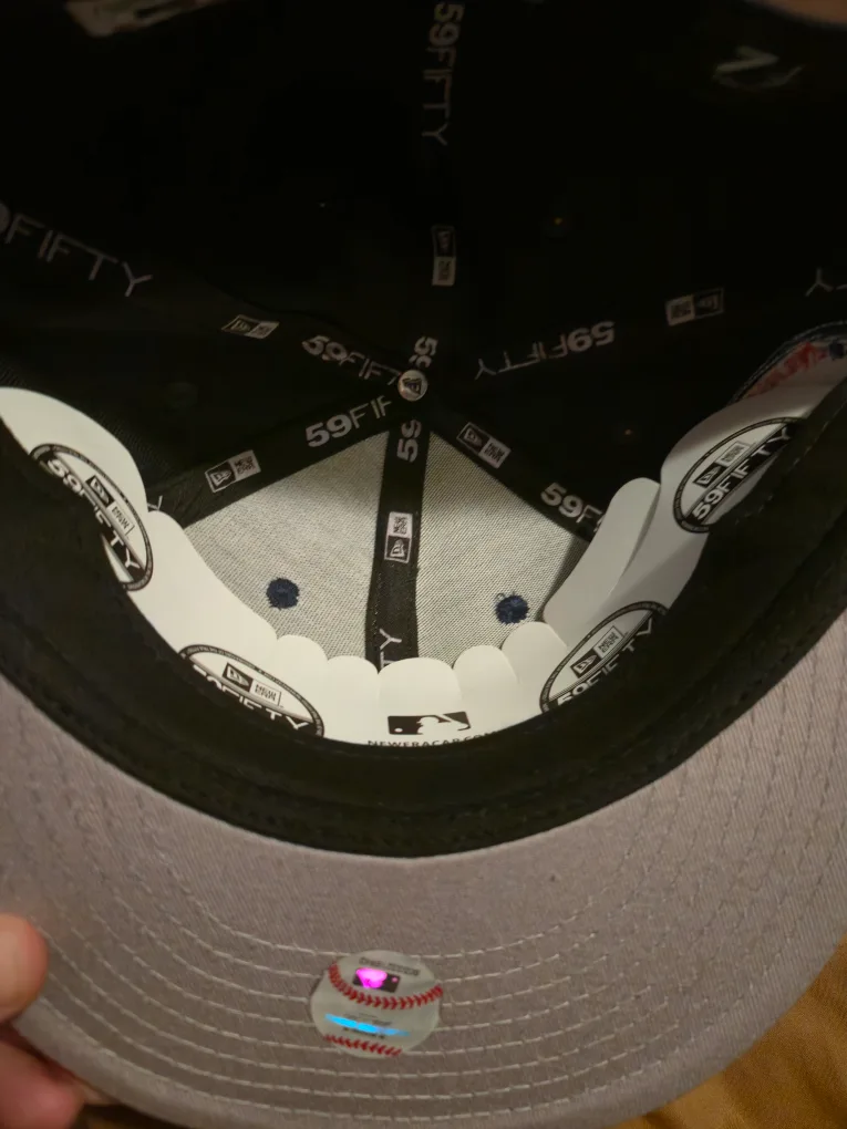 New Era 59FIFTY Atlanta Braves Hat 7 1/2 image indicator(3)