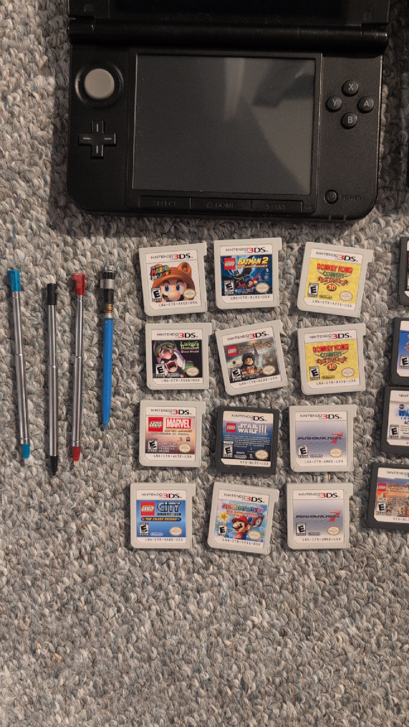 Nintendo 3DS XL & 2DS Bundle 26 Games + Accessories - photo 2