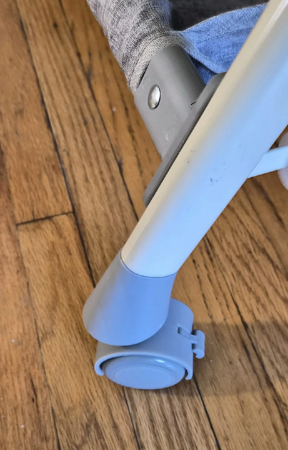 Baby bassinet 65$ image indicator(4)