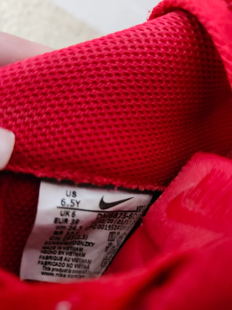 Nike Air Force 1 Red Sneakers - Youth Size 6.5 image indicator(5)