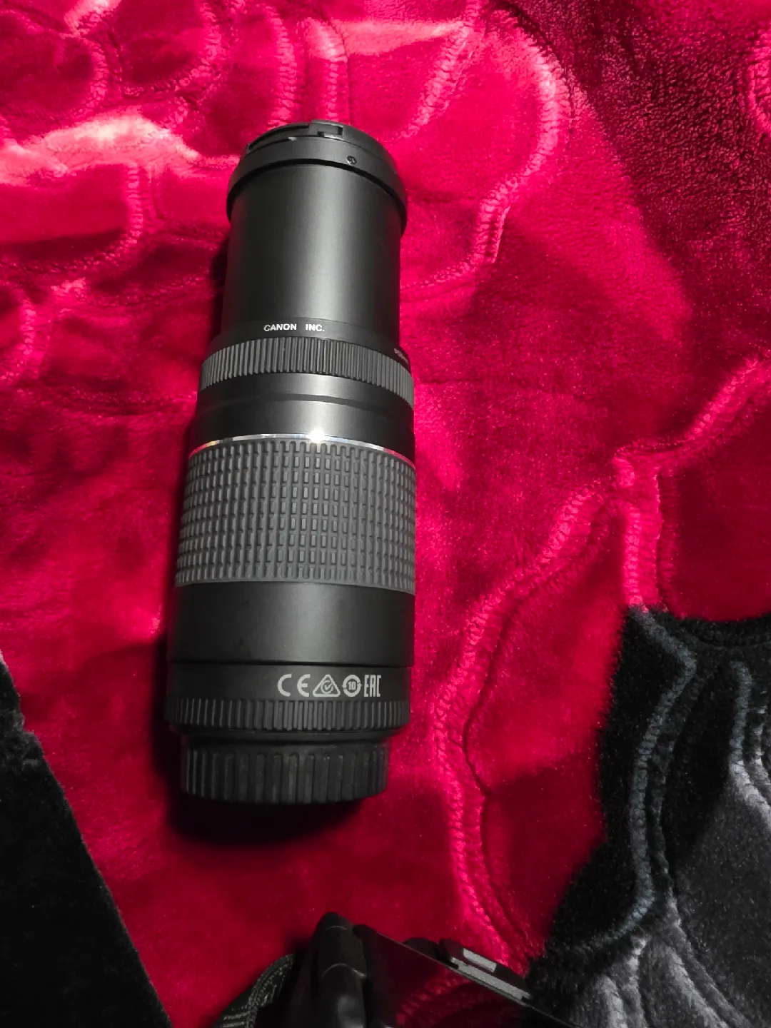 Canon EOS Camera with Lenses and Bag image indicator(6)