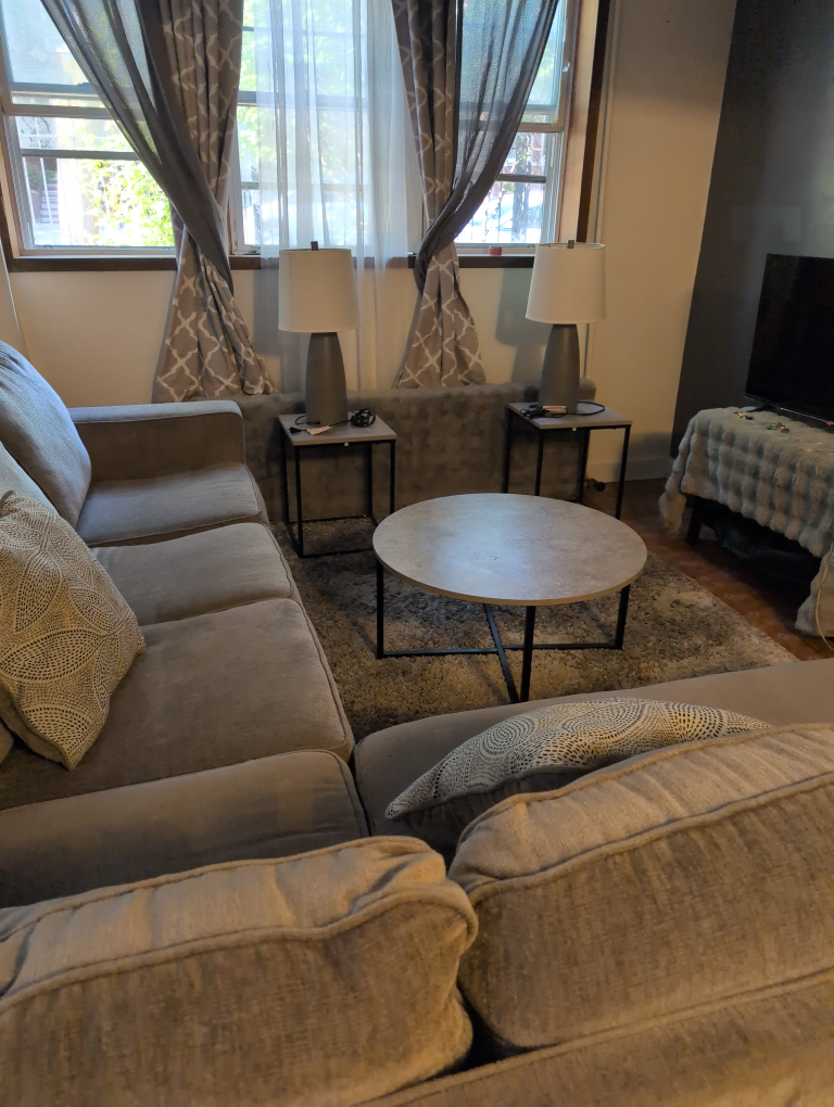 living room set - photo 2