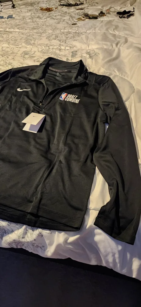 Nike NBA Draft Combine Dri-FIT Pullover - New with Tags! image indicator(5)