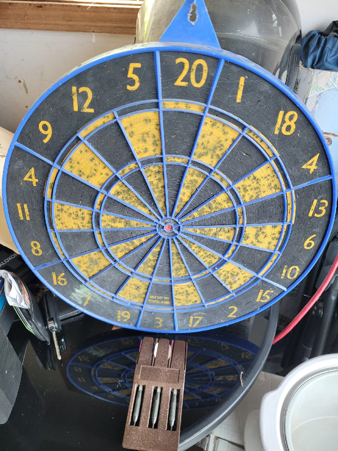Dart Board and Dart Set thumbnail