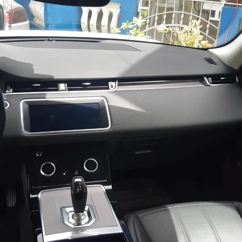 P250 S Range Rover Evoque Infotainment Screen image indicator(5)