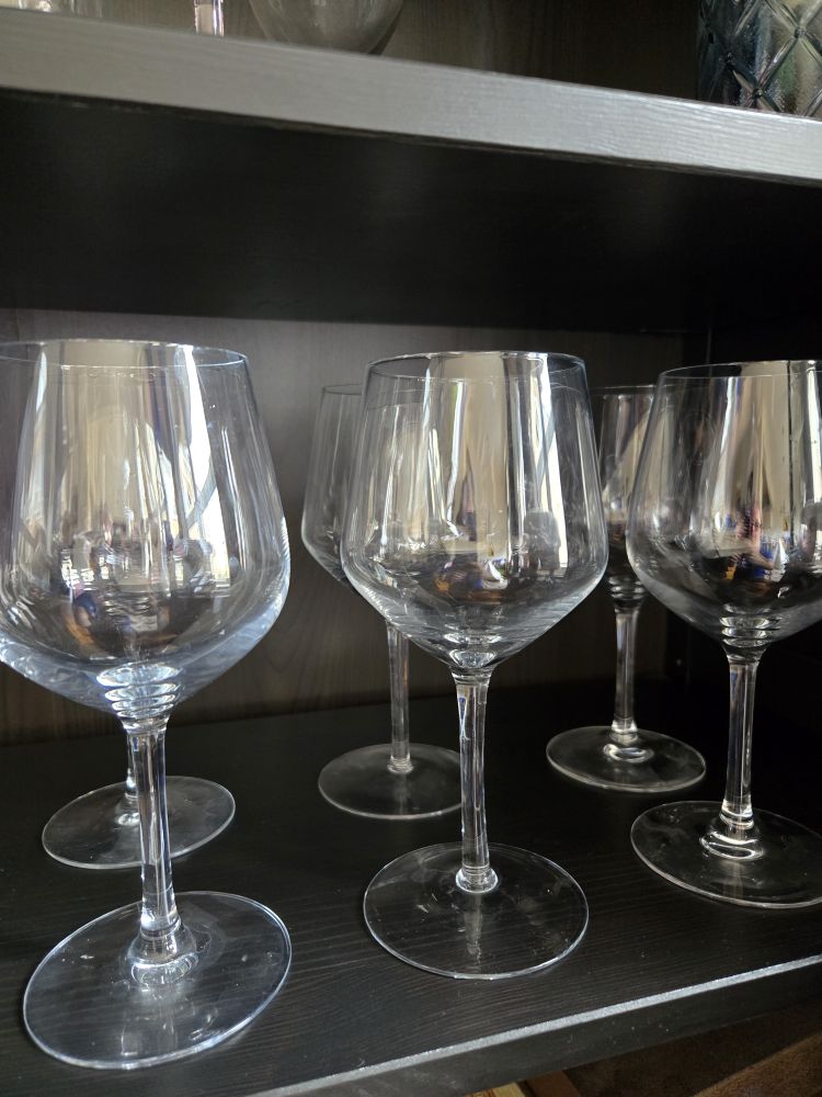 Set of Wine Glasses (6)