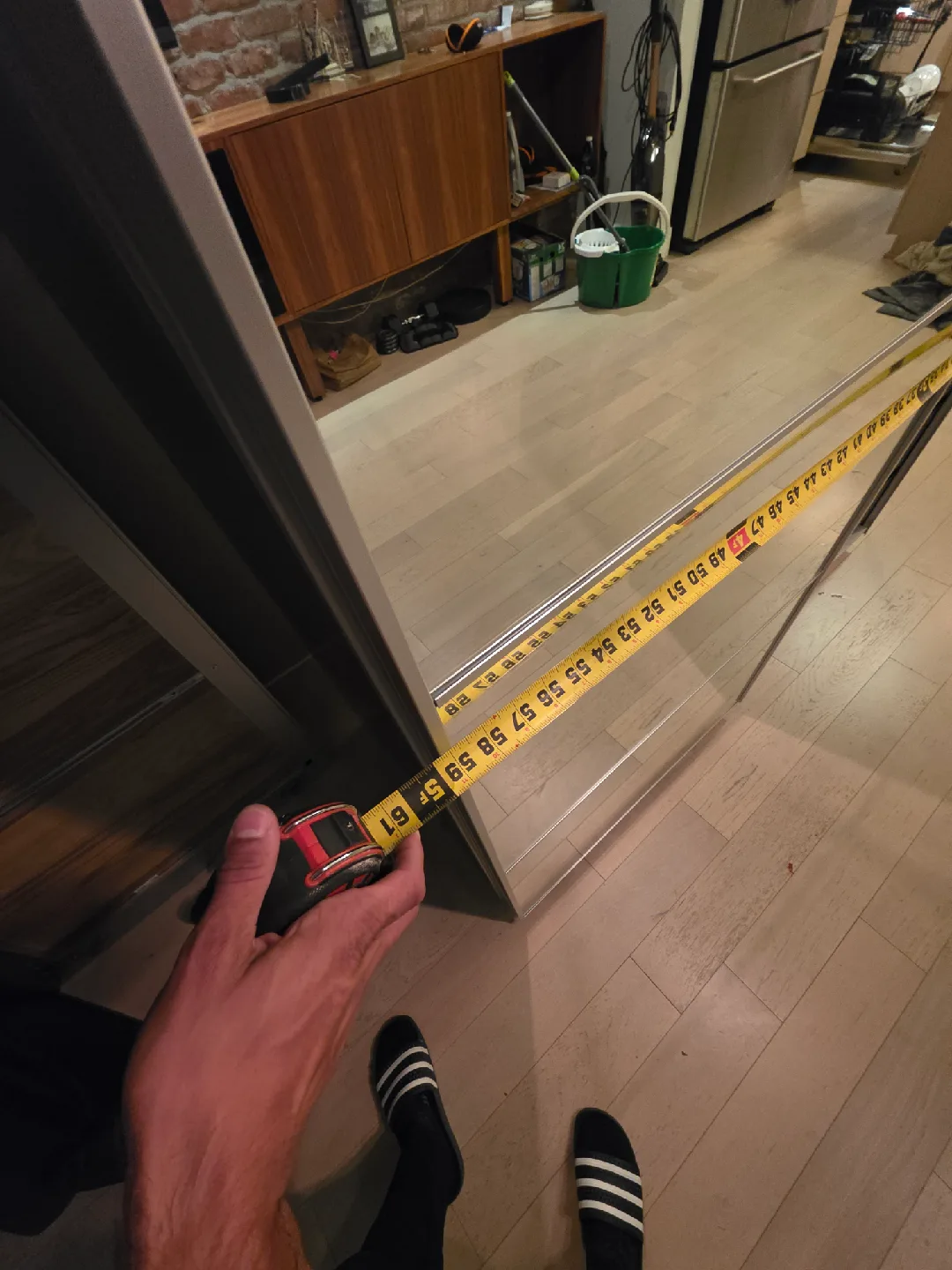 Wardrobe + Compact Closet image indicator(2)