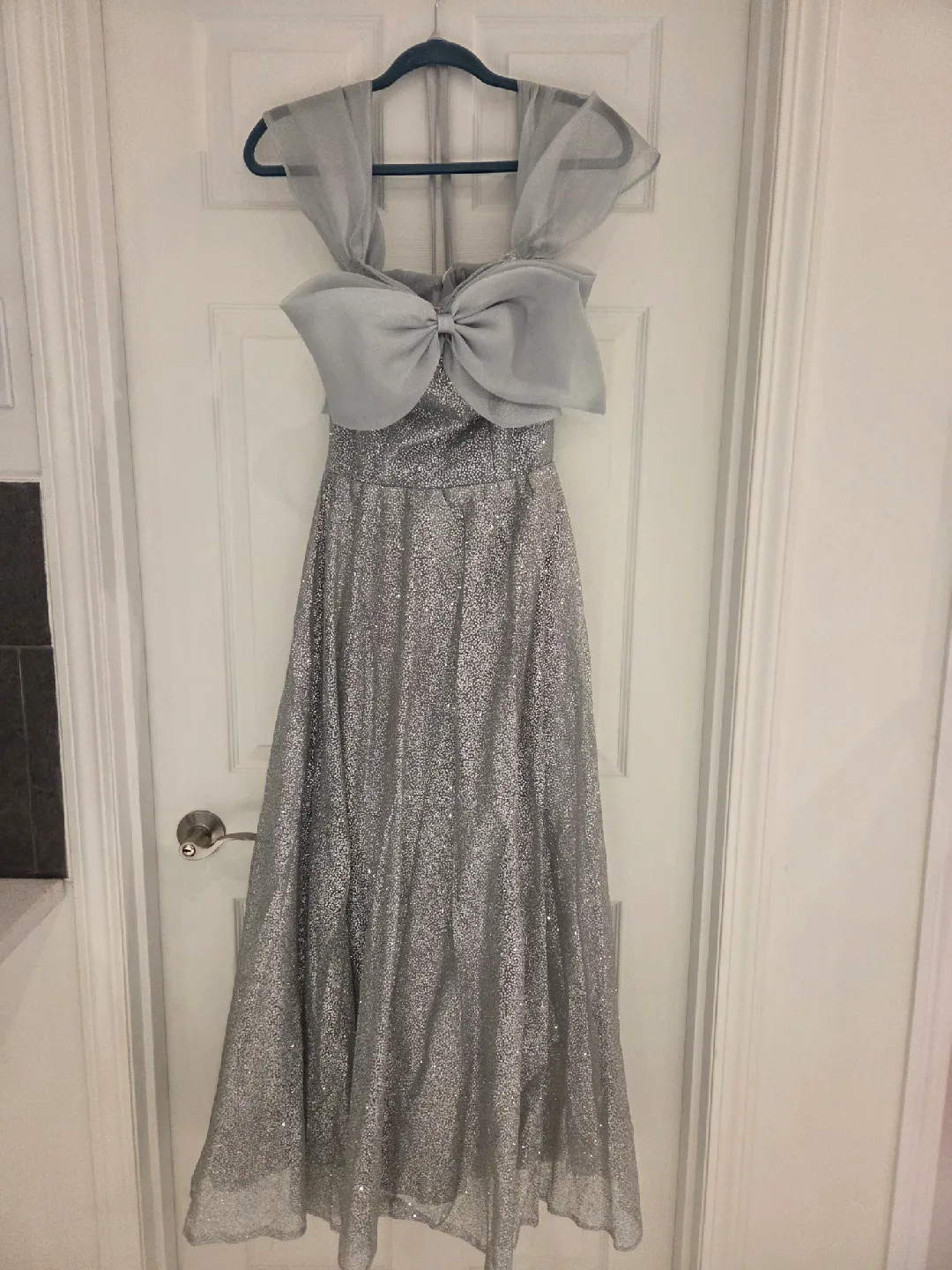 Various Selection of Formal Dresses image indicator(3)