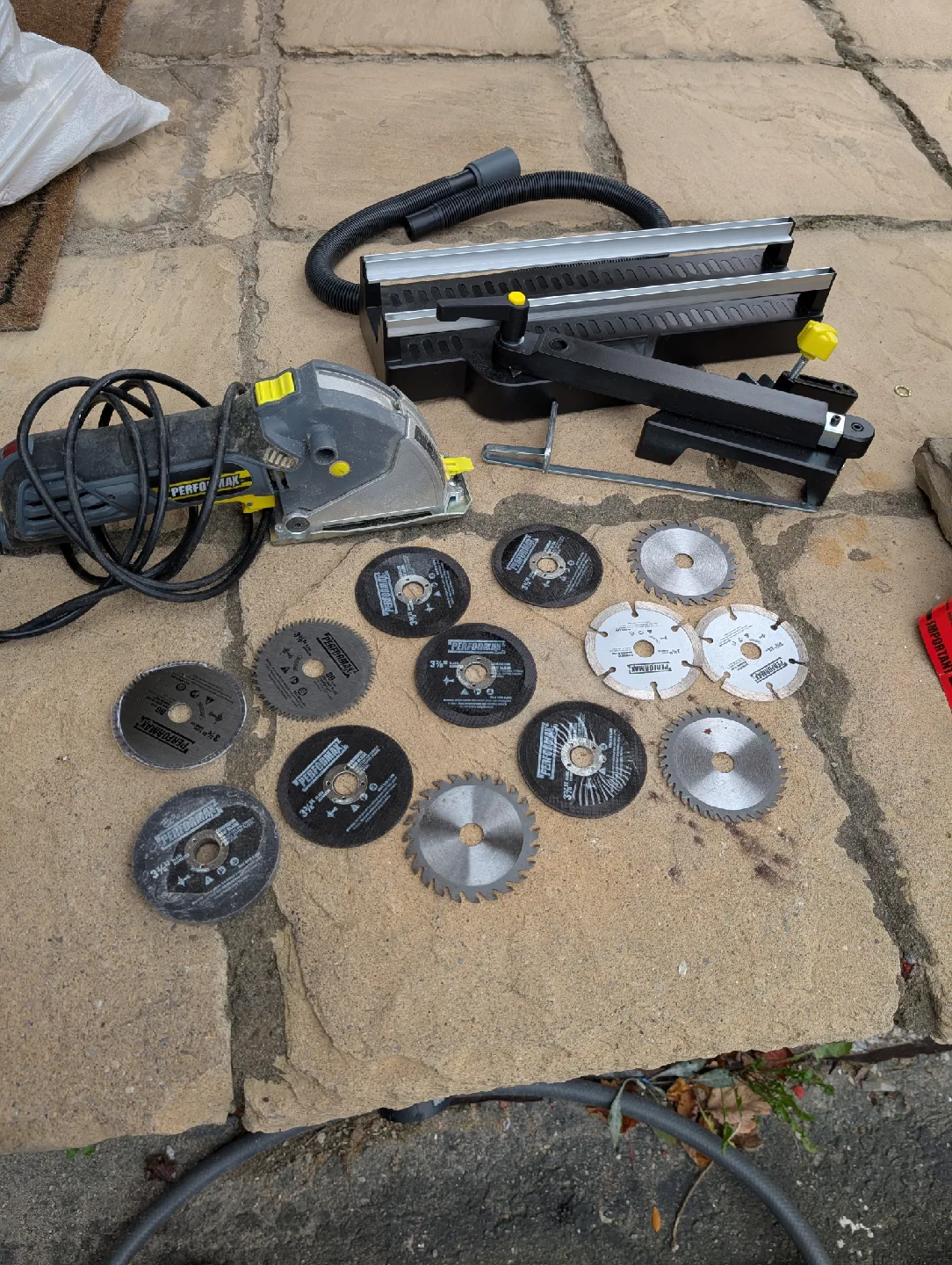 Performax Mini Miter/Cut-Off Saw with Blades thumbnail