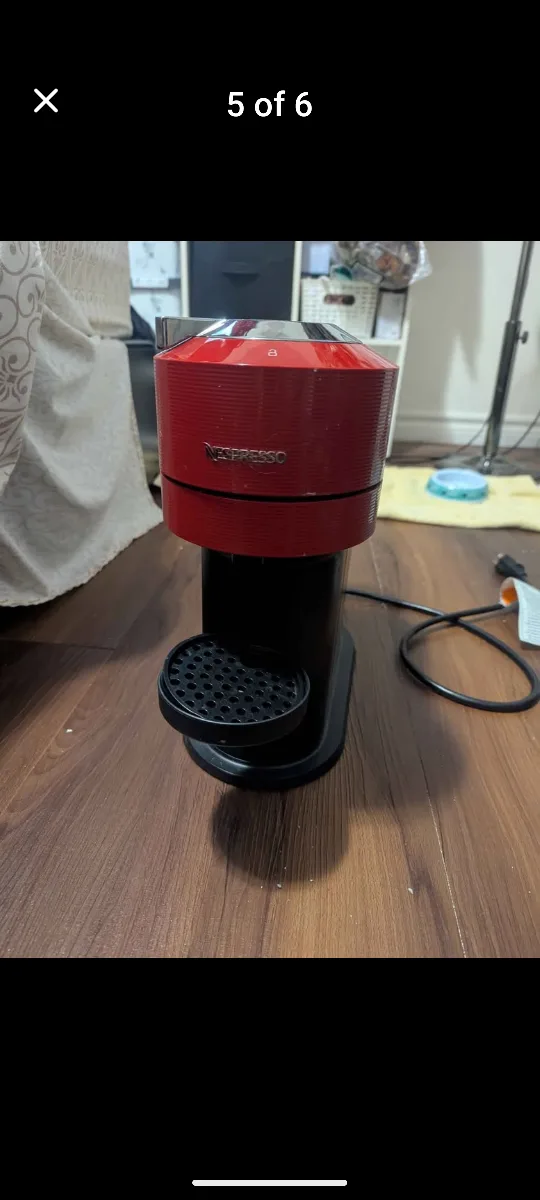 Nespresso Vertuo  Coffee Machine - Red & Black image indicator(6)