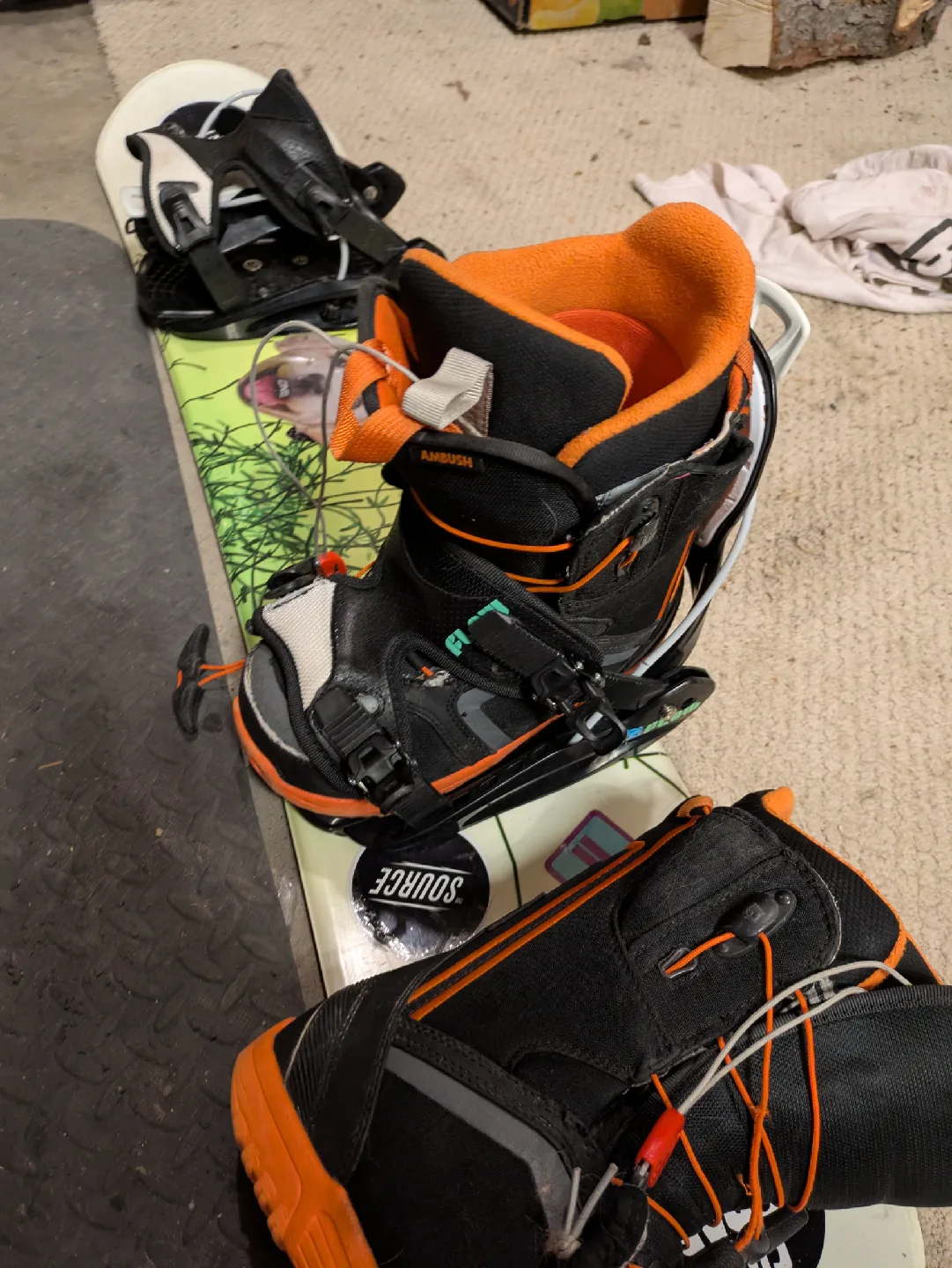 Burton Ambush Smalls Youth Snowboard Boots - Size US 5 image indicator(2)