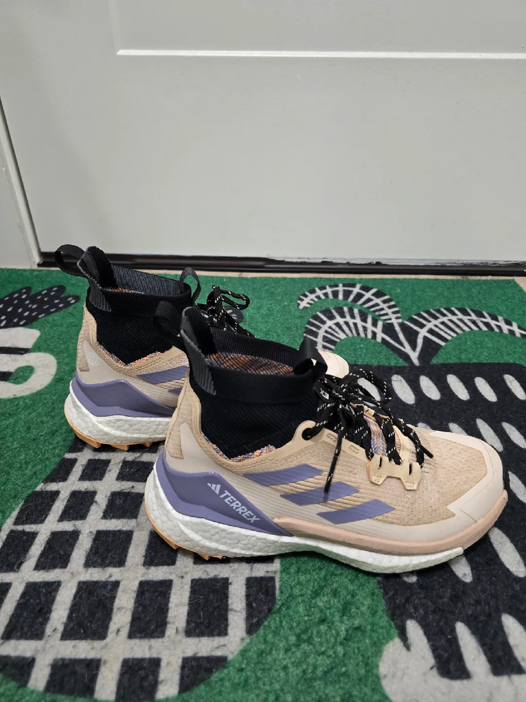 Adidas Terrex Boost Hiking Shoes - Women US 6 image indicator(7)