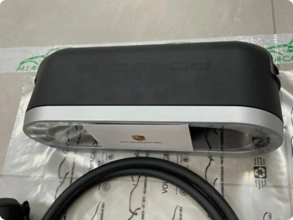 Porsche Mobile Charger Connect 9Y0.971.675.BL image indicator(2)