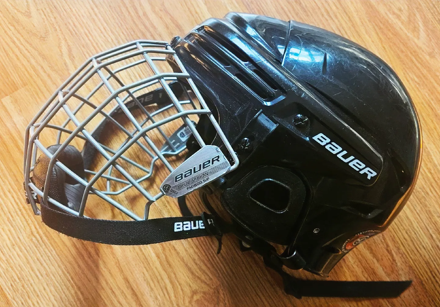 Bauer BHH1800S Hockey Helmet with FM1800 Small Cage ✨️🥕 thumbnail