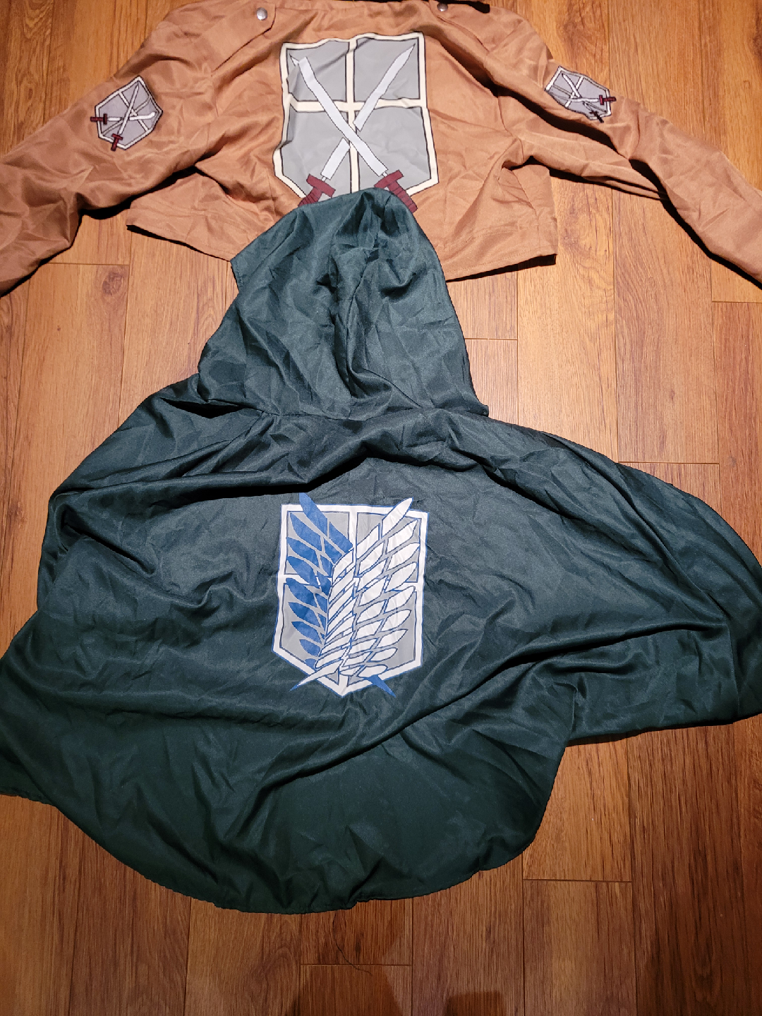 Attack on Titan Cosplay Jacket and cape - photo 2