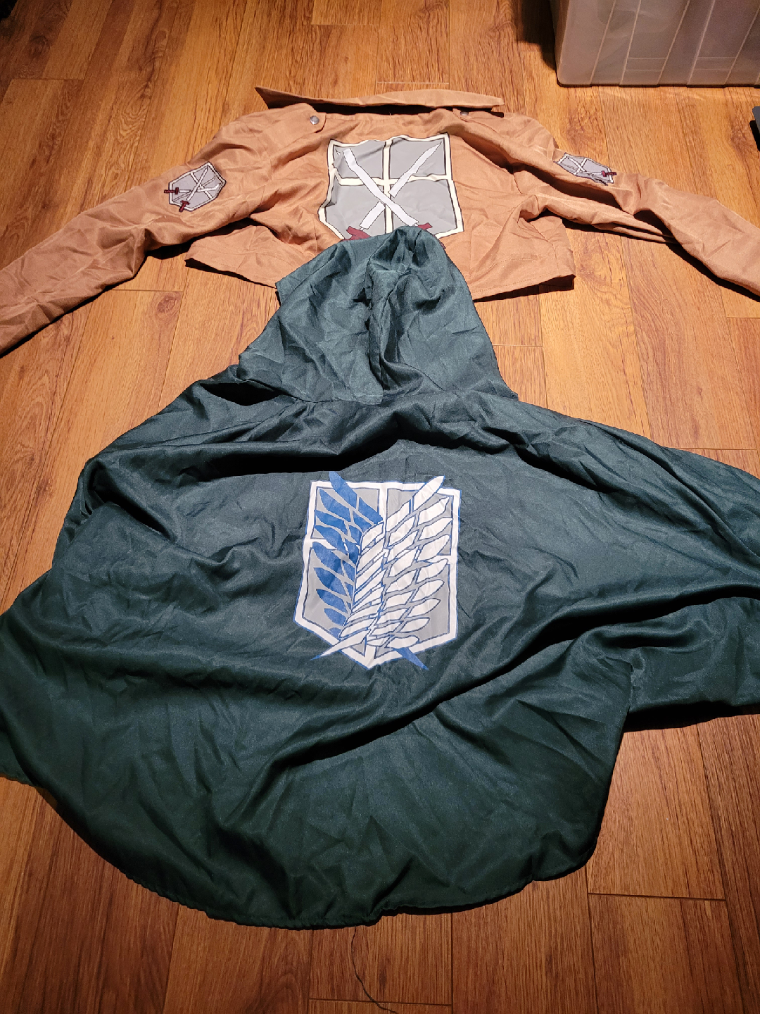Attack on Titan Cosplay Jacket and cape - photo 3