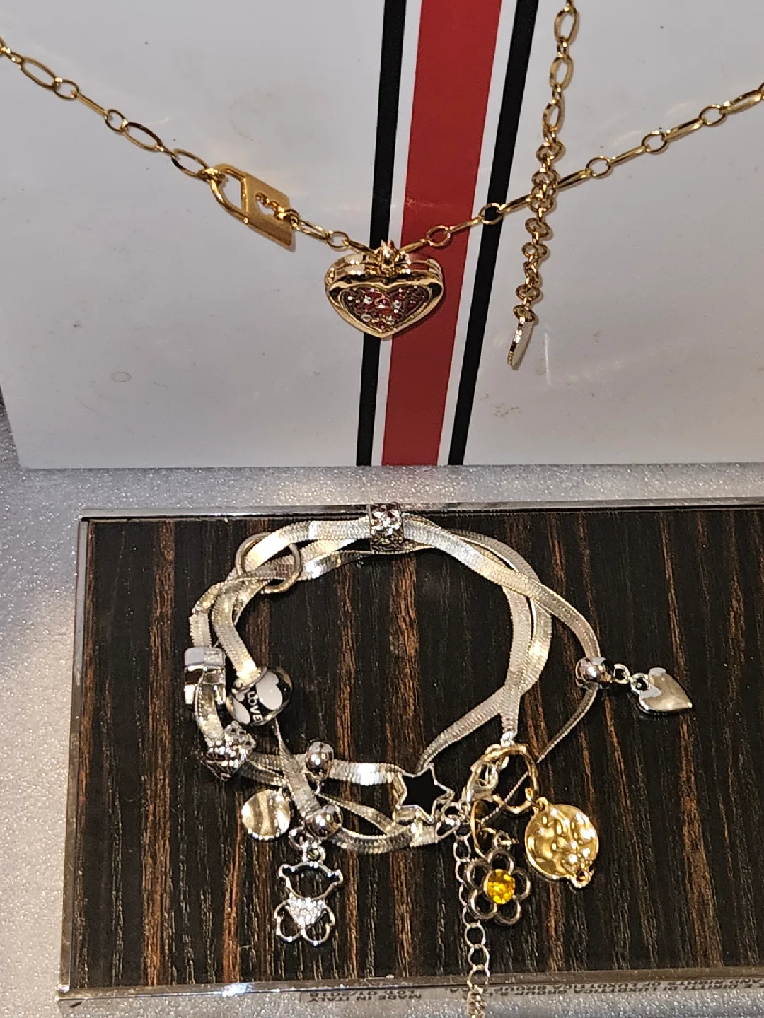 WP Jewelry Gold Heart Locket Necklace & Charm Bracelet image indicator(6)