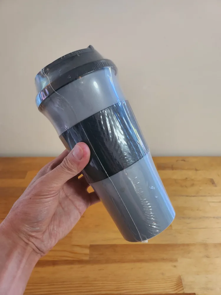 7-Eleven Canada Travel Mugs - New image indicator(2)