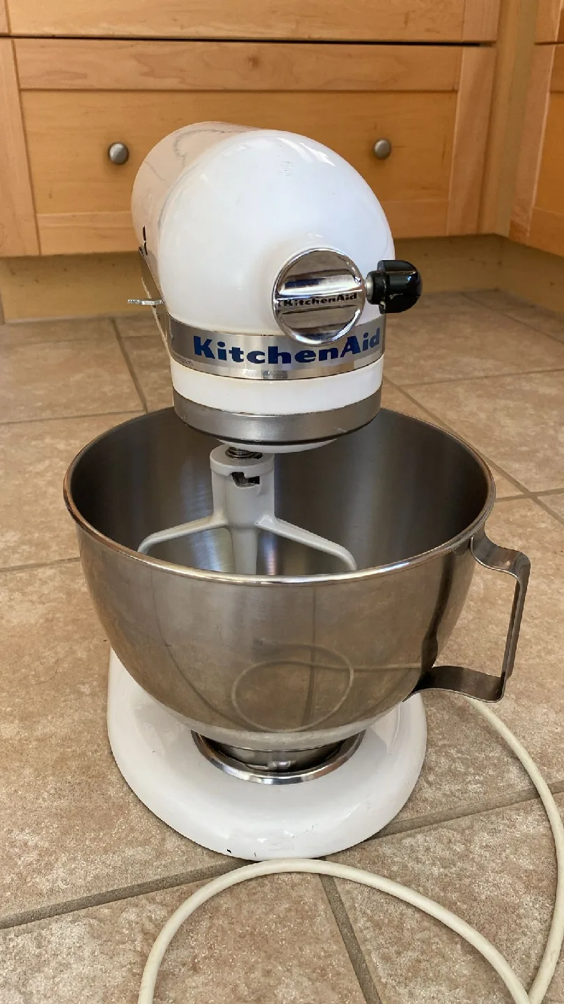 KitchenAid Ultra Power Stand Mixer thumbnail