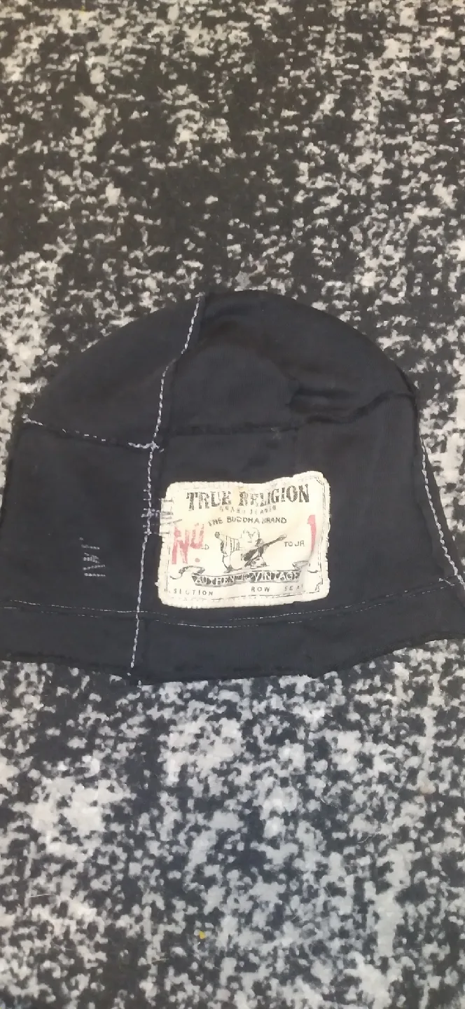 TRUE RELIGION Beanie thumbnail