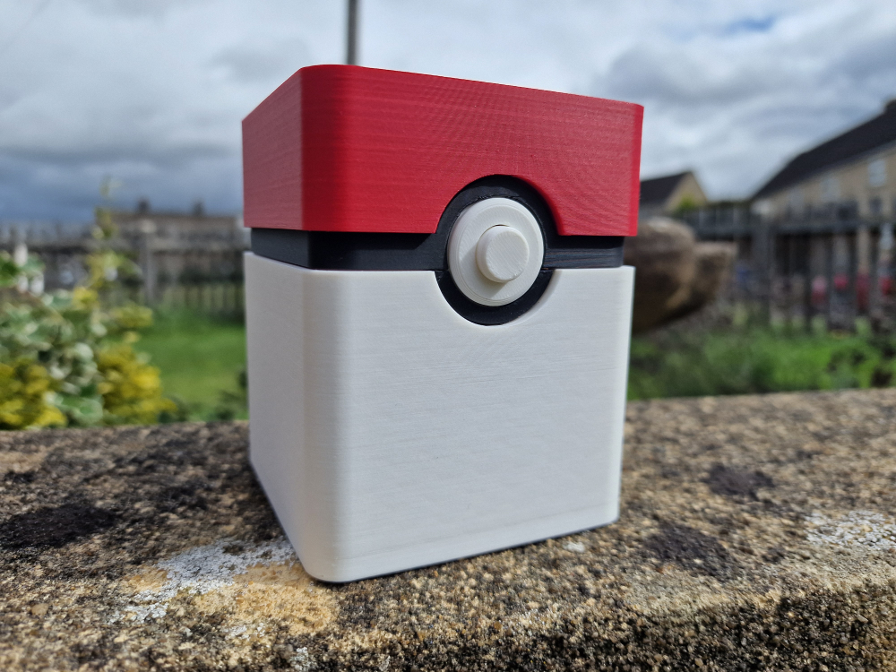 Custom Pokemon Card Holder - photo 2