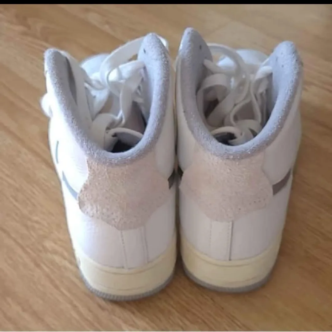 Nike Air Force 1 High '07 White, Size 8 image indicator(3)