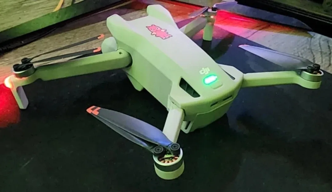 DJI Mini 3 Drone with Remote Controller image indicator(5)