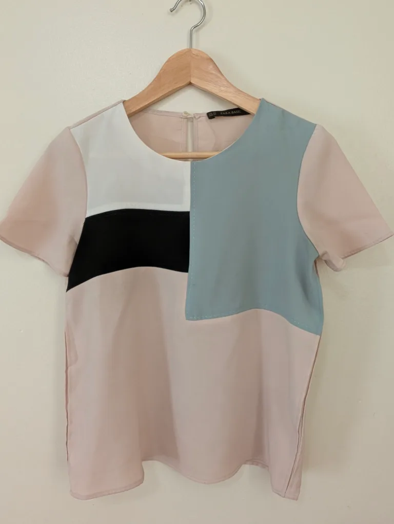 Zara Basic Colour Block Top - Size XS thumbnail
