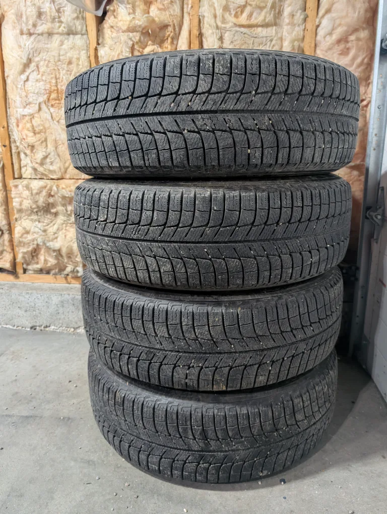 (4)-225/60R18 Winter Tires On Rims Off 2019 Buick Envision 5x120 image indicator(7)