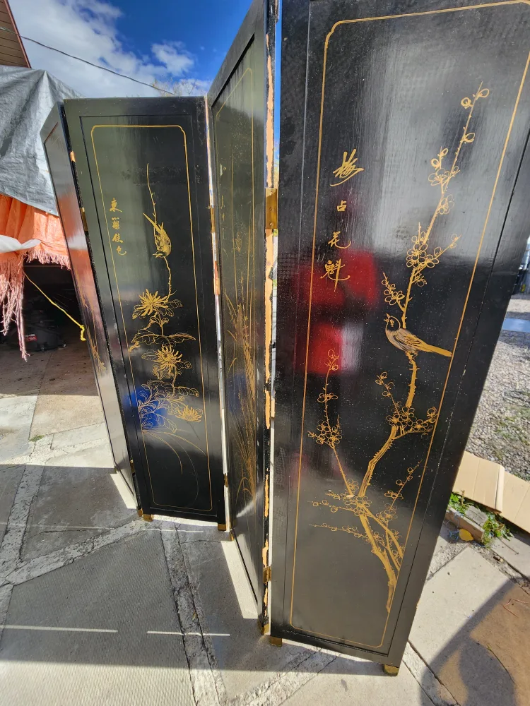 Vintage Chinese Black Lacquer image indicator(9)