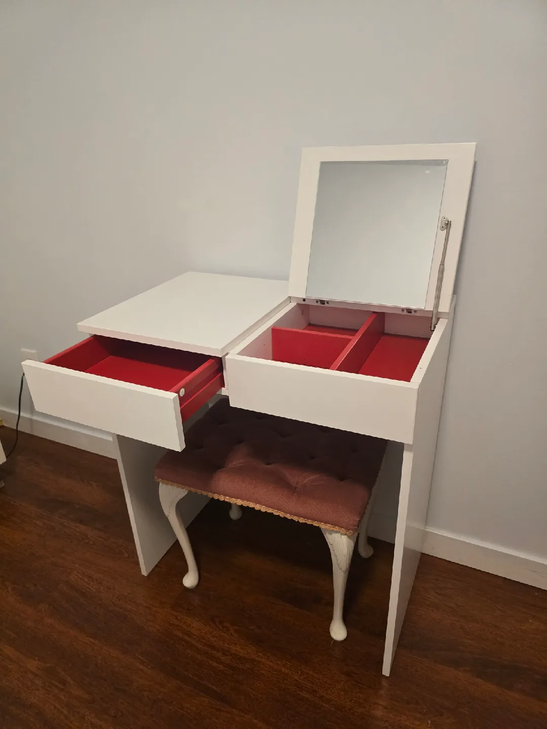 Fully furnished Room available for Rent image indicator(3)