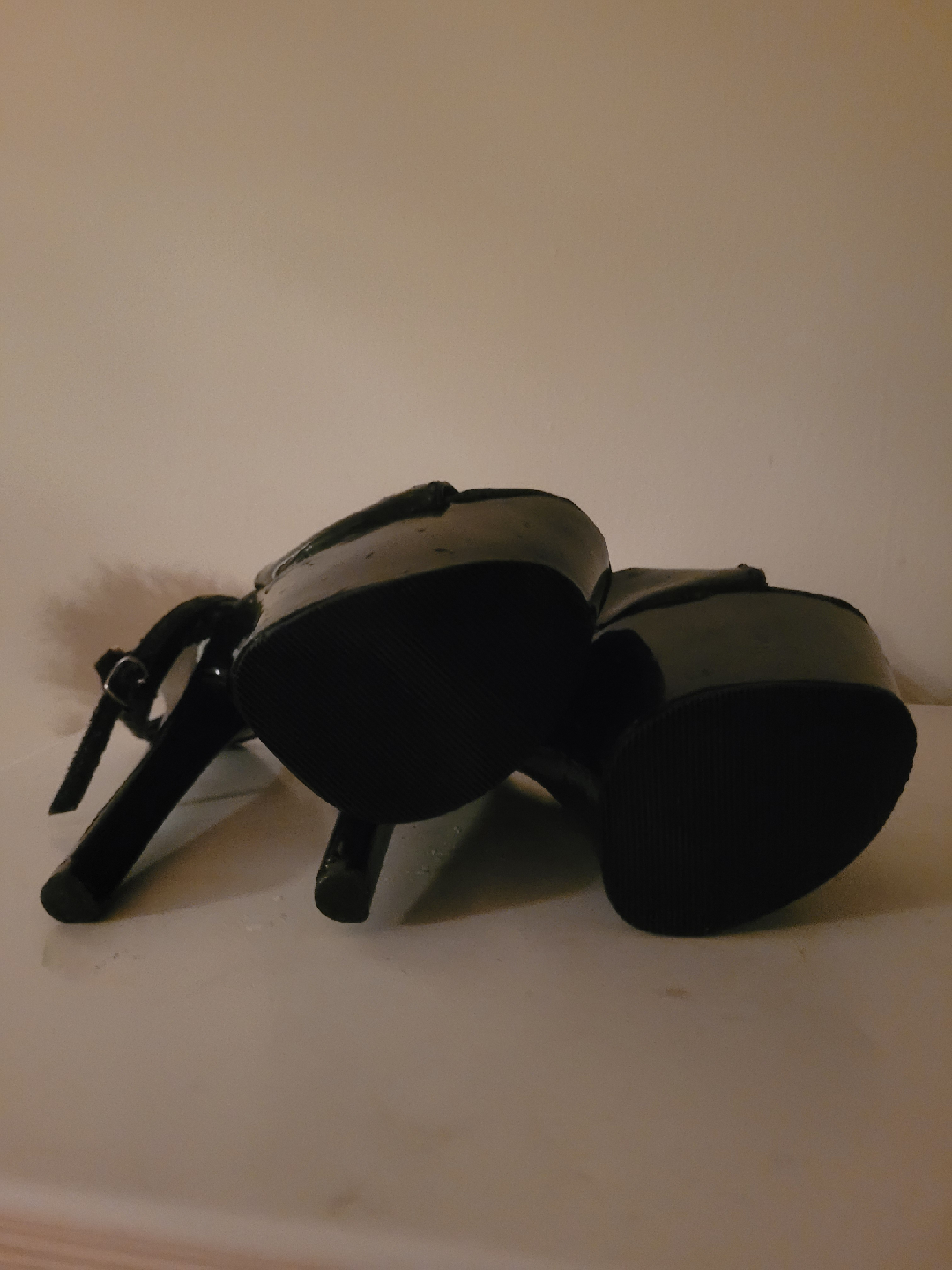 Pleaser Black Platform Heels, Size 7🥕 - photo 3