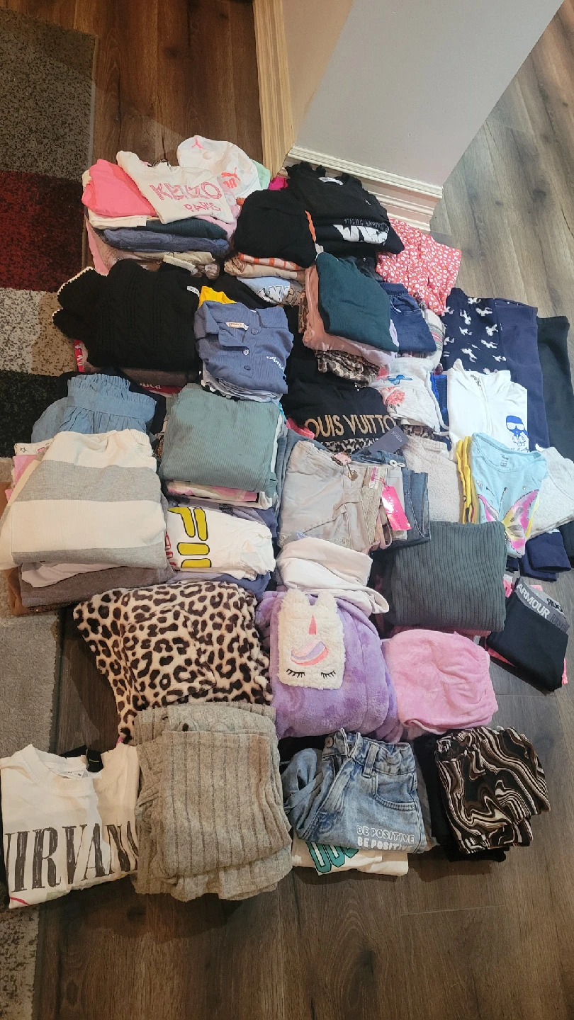 clothes for girls Size from  6 to 8 years old