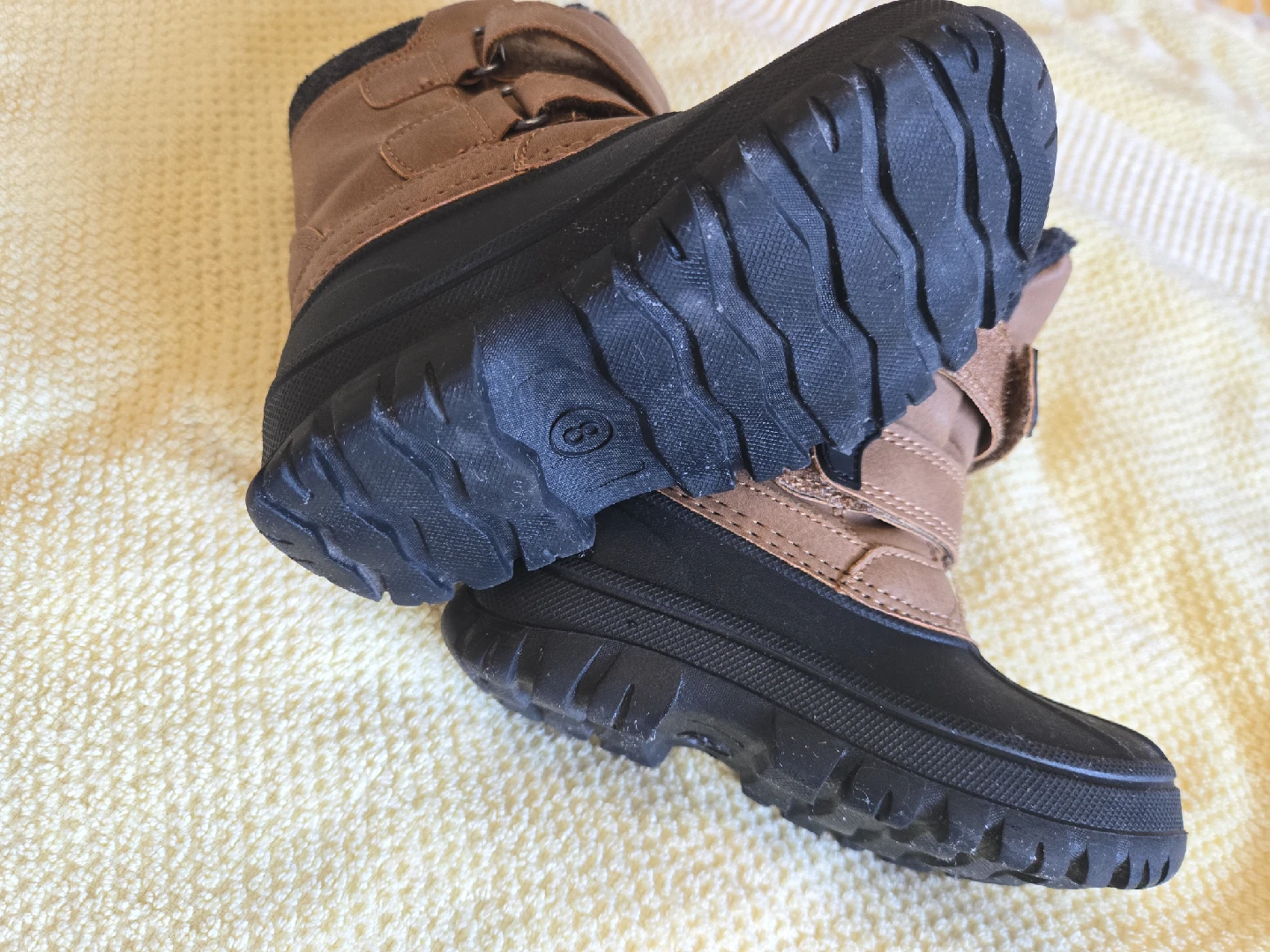 Joe Fresh Kids' Winter Boots - Size 8 - photo 4