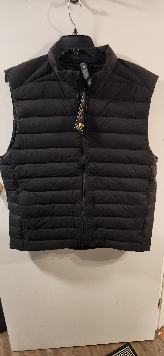 2 Brand New Lululemon Vest Size Medium & XXL