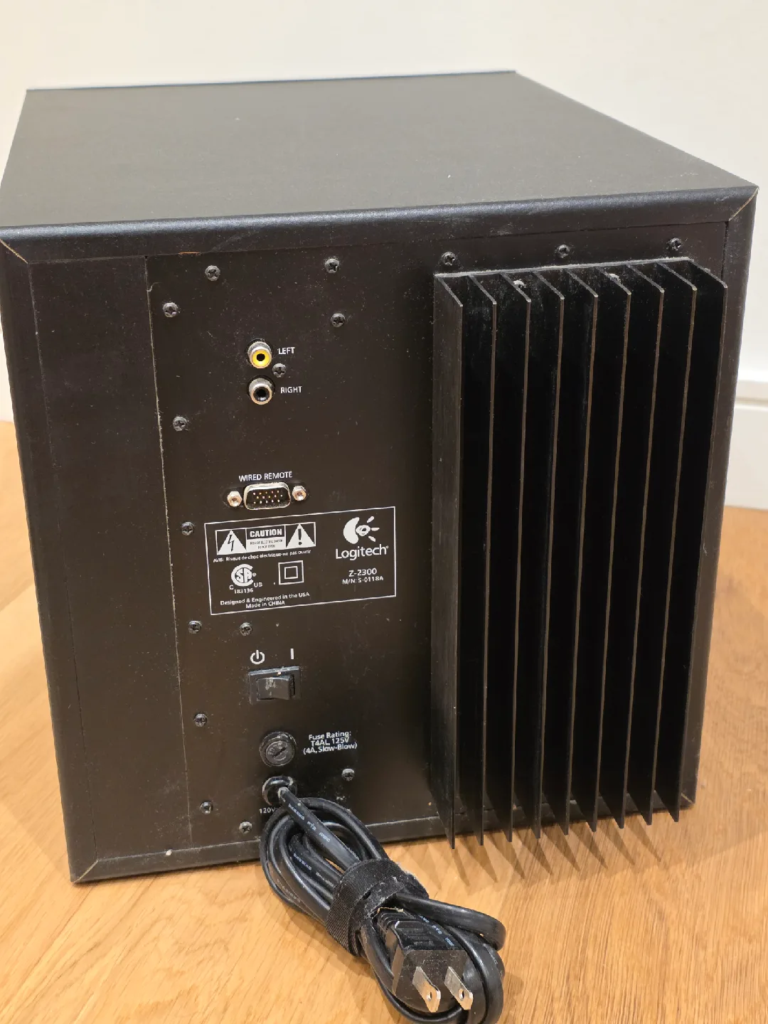 Logitech Z-2300 THX 2.1 Speaker System image indicator(4)