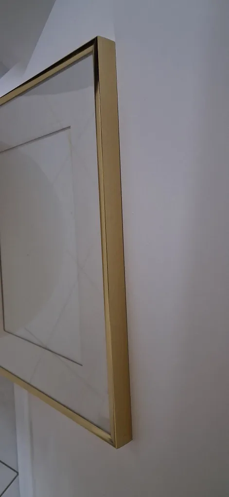 Gold Picture Frame image indicator(5)