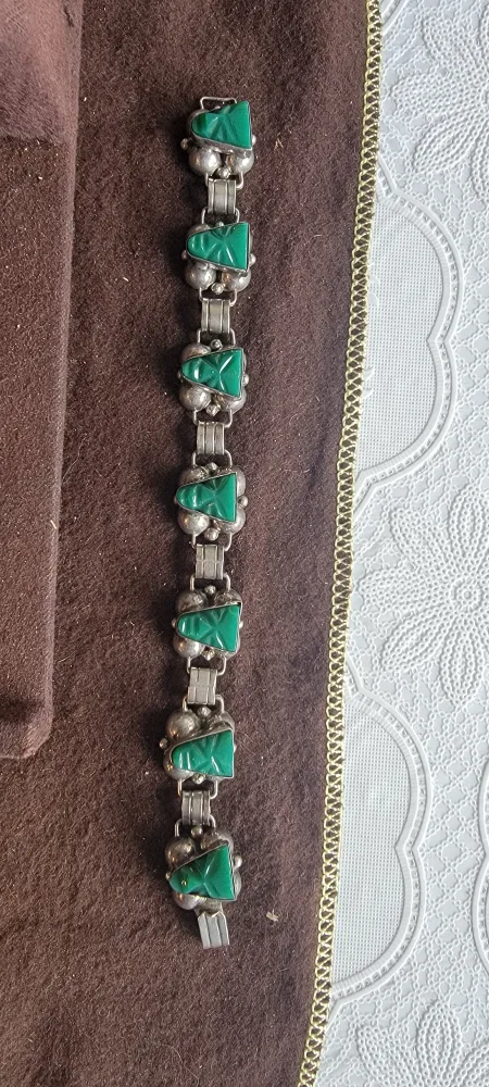 Vintage Mexican Sterling Silver & Green Stone Bracelet image indicator(2)