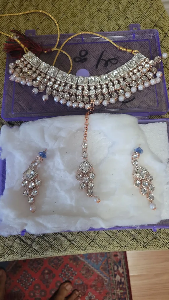 Trishul Collection Necklace and Earring Set image indicator(4)