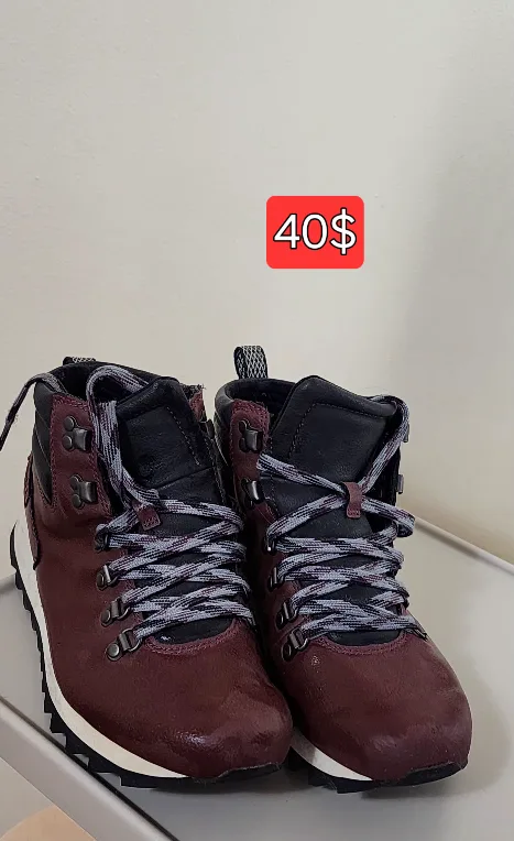 Columbia Hiking Boots - Purple & Grey image indicator(2)