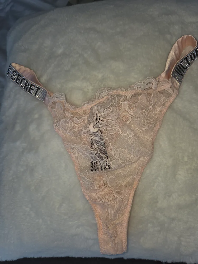 undies image indicator(4)